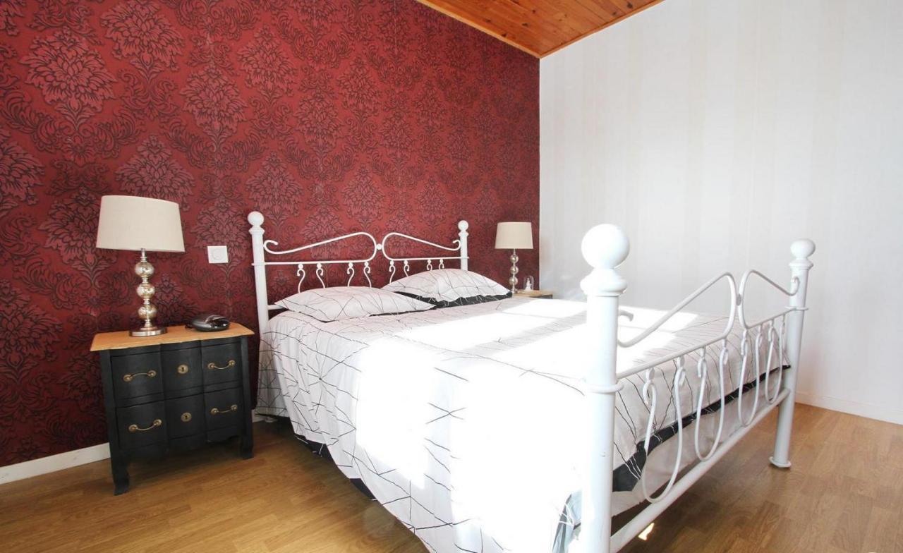 Le Galaveyson Bed and Breakfast Le Grand-Serre Εξωτερικό φωτογραφία