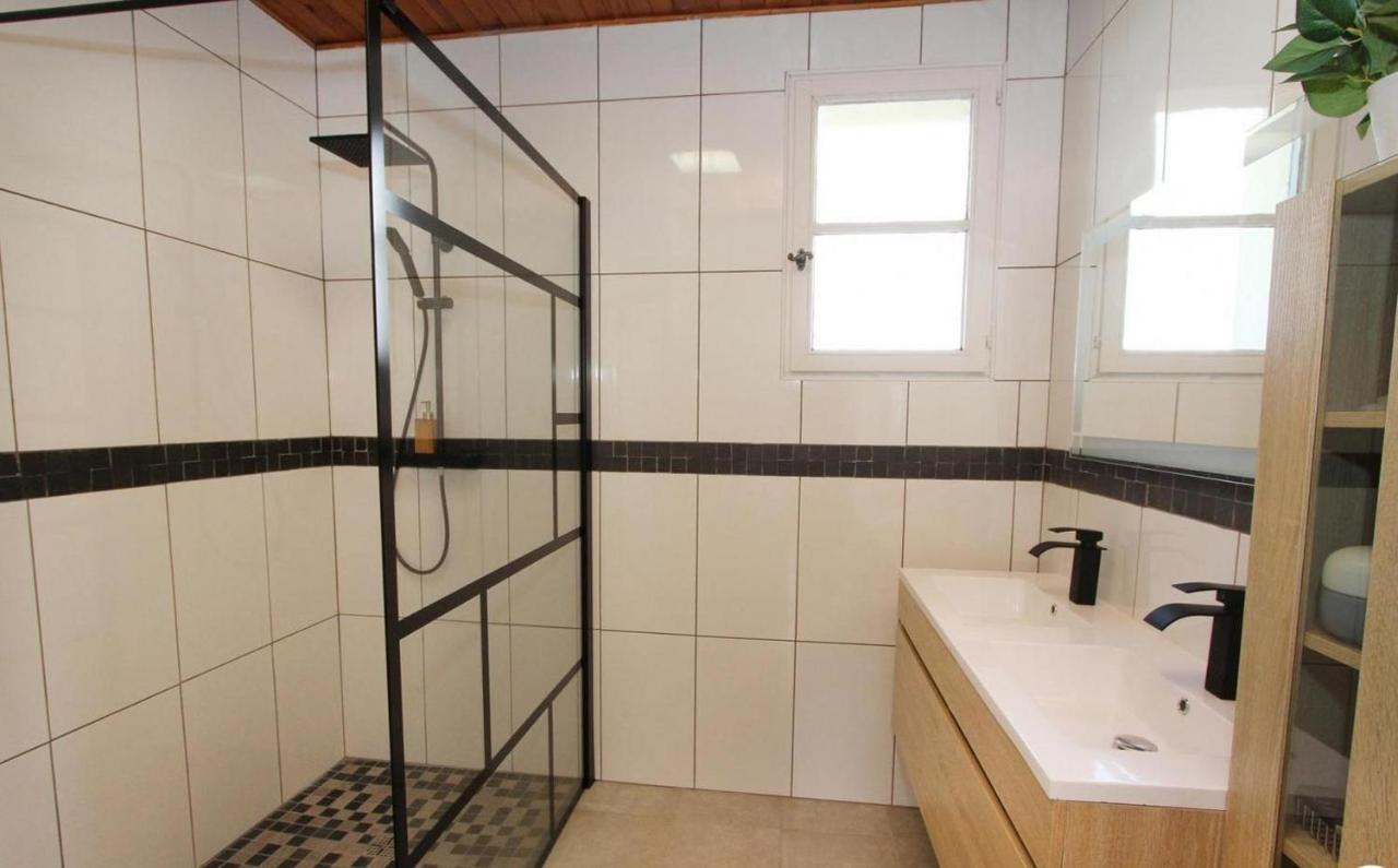 Le Galaveyson Bed and Breakfast Le Grand-Serre Εξωτερικό φωτογραφία