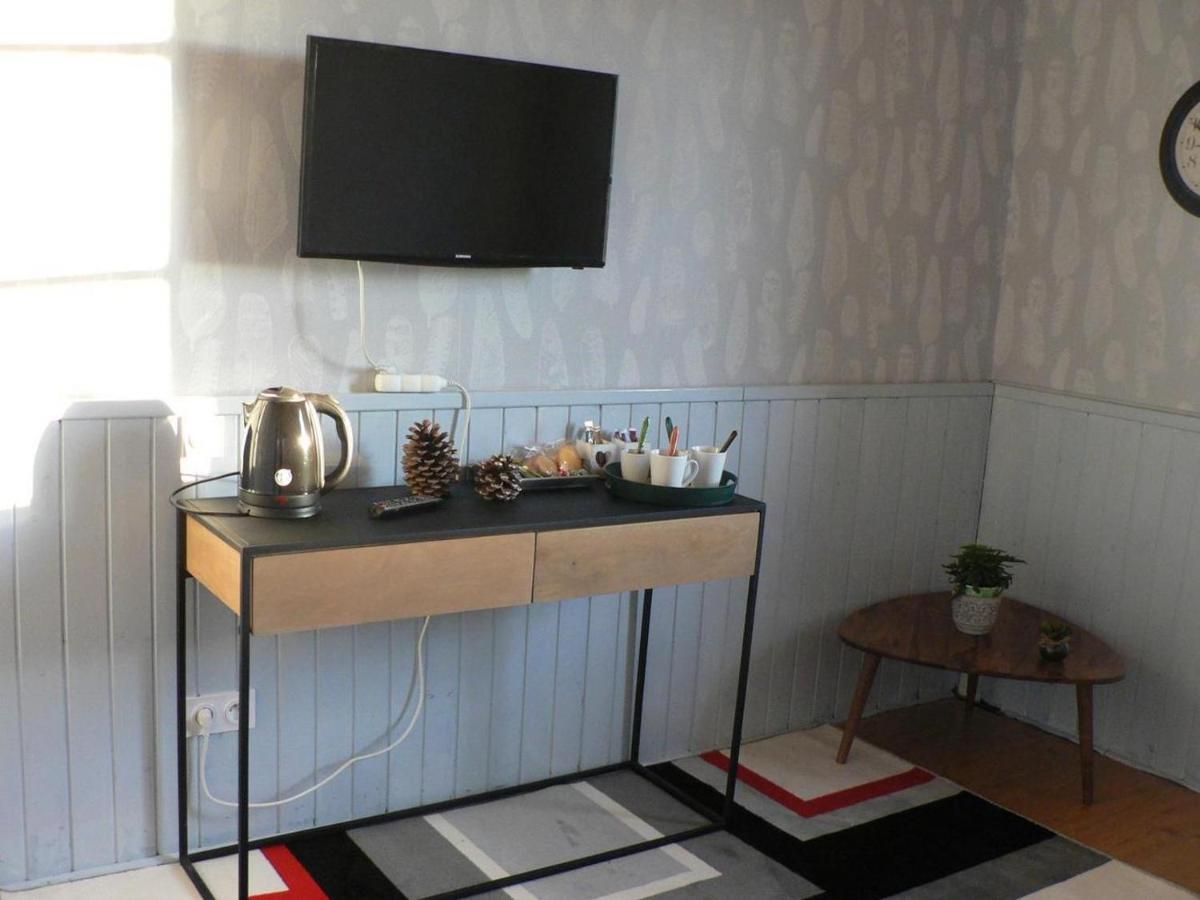 Le Galaveyson Bed and Breakfast Le Grand-Serre Εξωτερικό φωτογραφία
